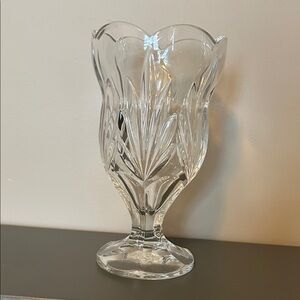 Elegant Clear Glass Vase